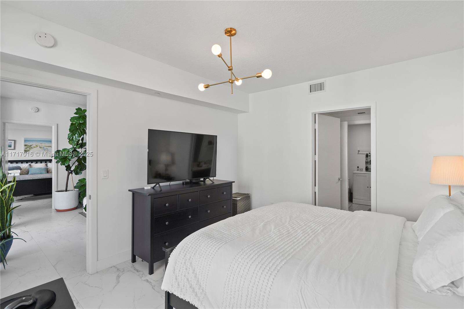 Aria On The Bay at 488 18 St, Miami, FL 33132 - For Sale photo 11