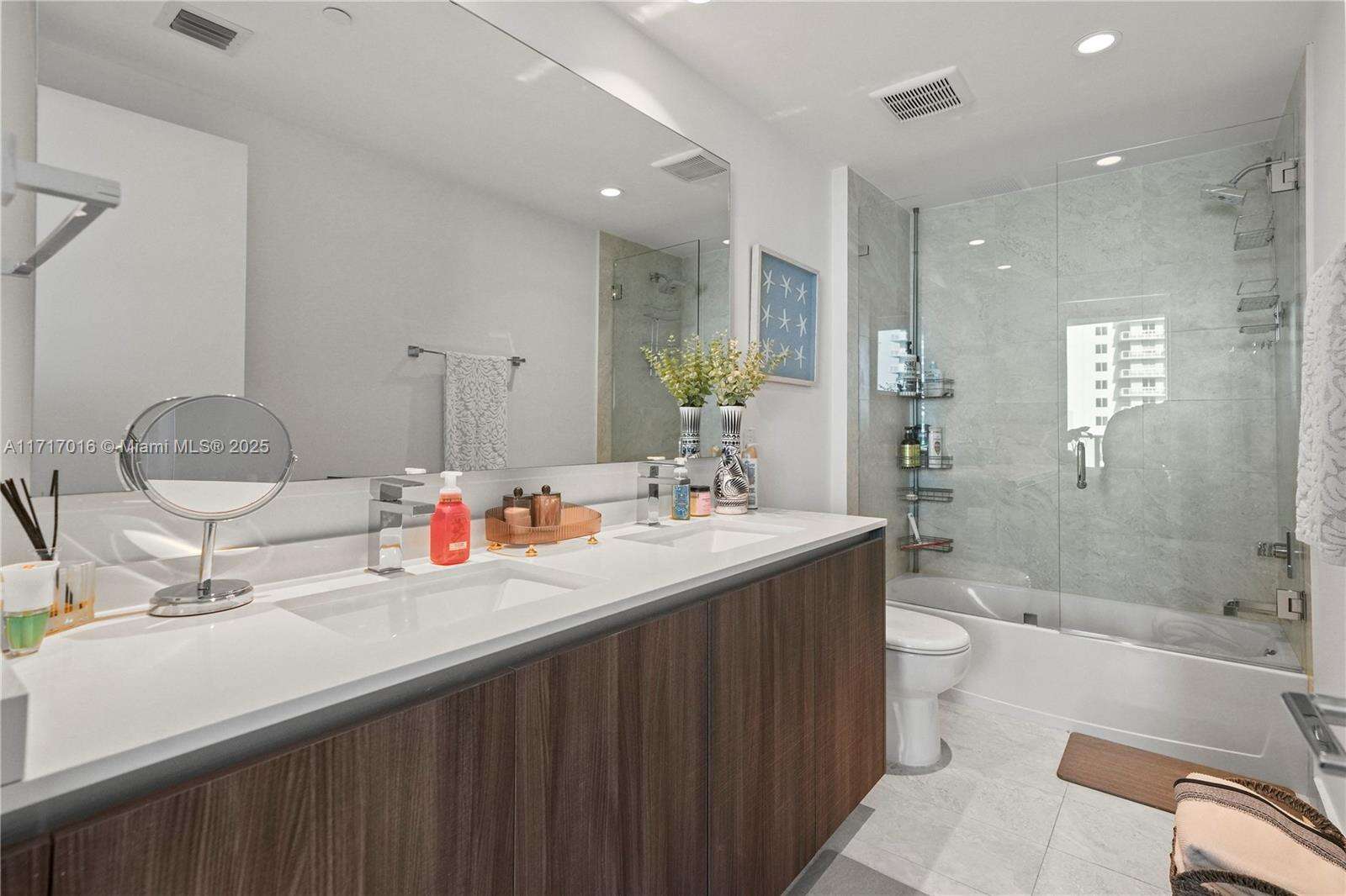 Aria On The Bay at 488 18 St, Miami, FL 33132 - For Sale photo 15