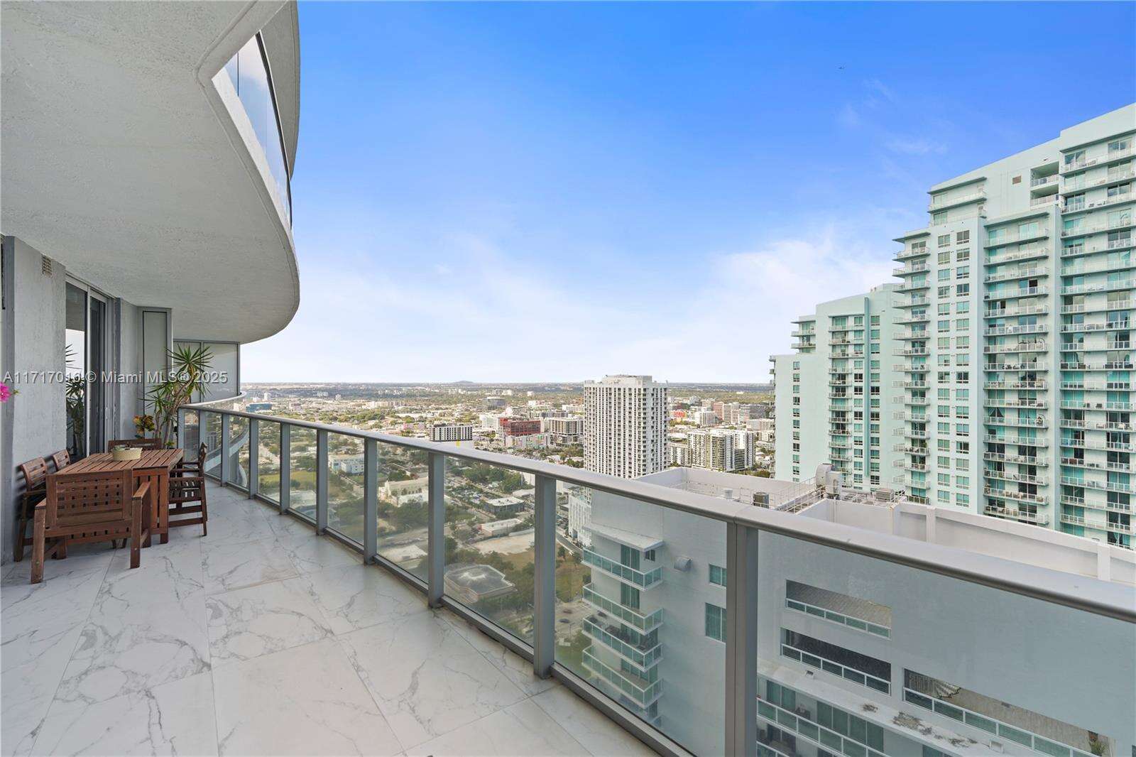 Aria On The Bay at 488 18 St, Miami, FL 33132 - For Sale photo 18