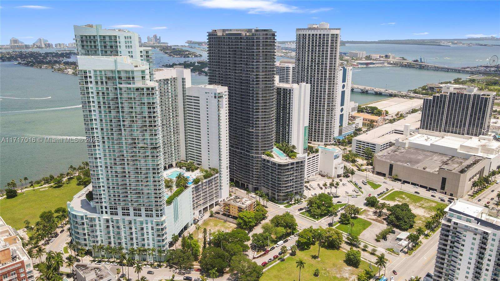 Aria On The Bay at 488 18 St, Miami, FL 33132 - For Sale photo 22