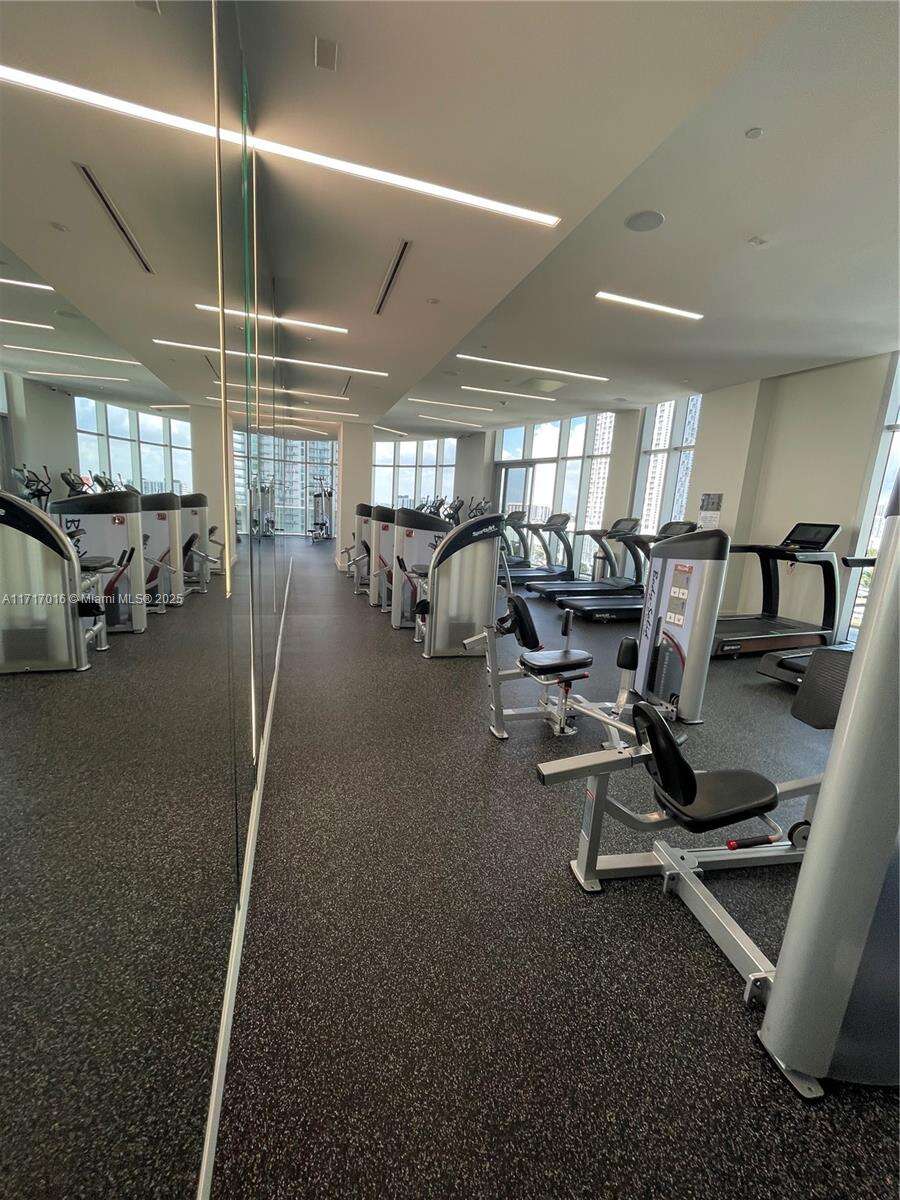 Aria On The Bay at 488 18 St, Miami, FL 33132 - For Sale photo 31