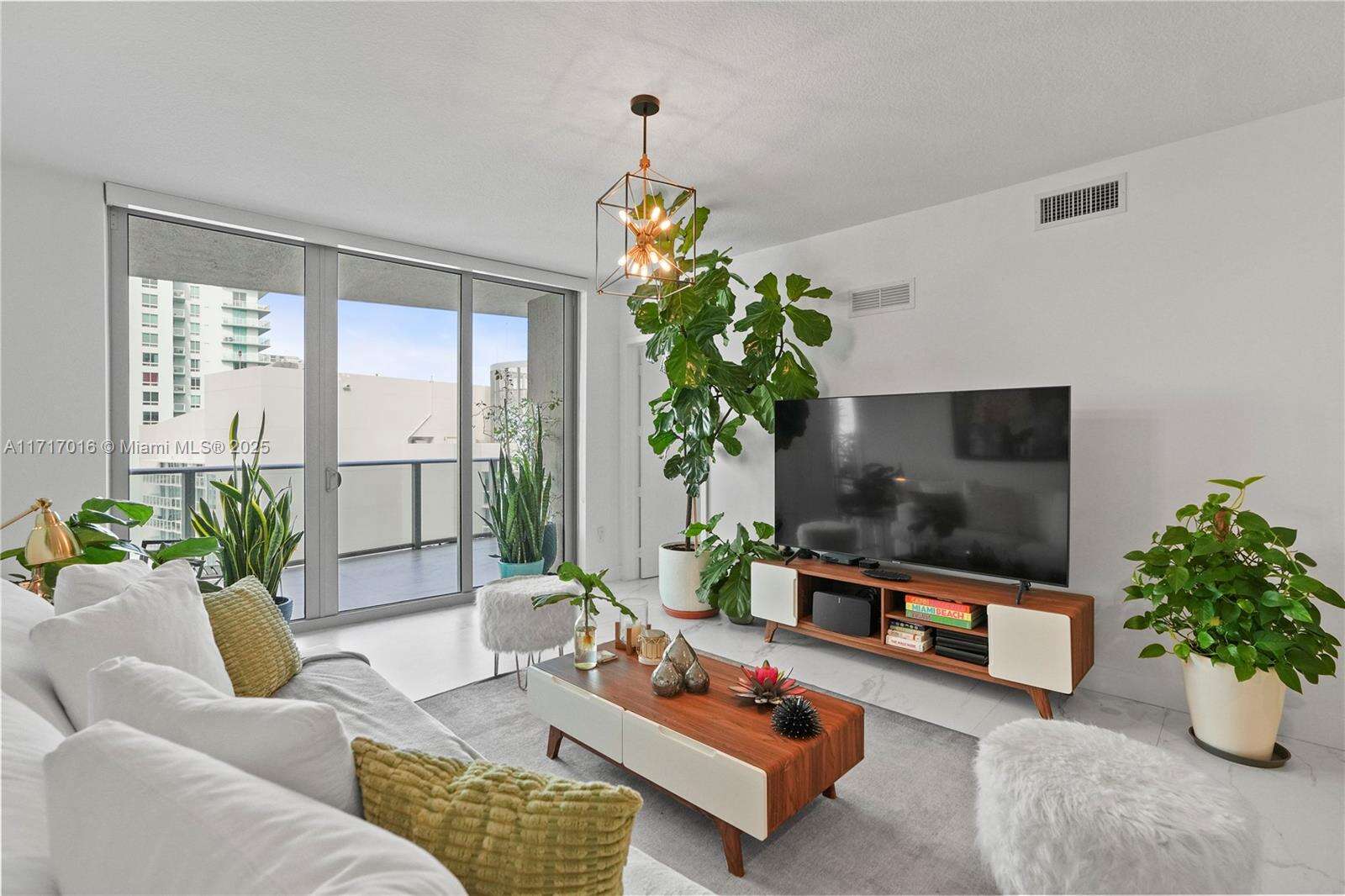 Aria On The Bay at 488 18 St, Miami, FL 33132 - For Sale photo 9