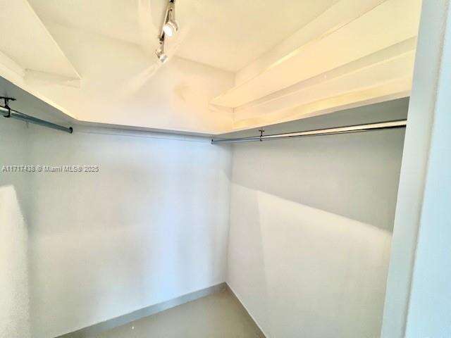 Mirador 1000 at 1000 W Ave, Miami Beach, FL 33139 - For Sale photo 11