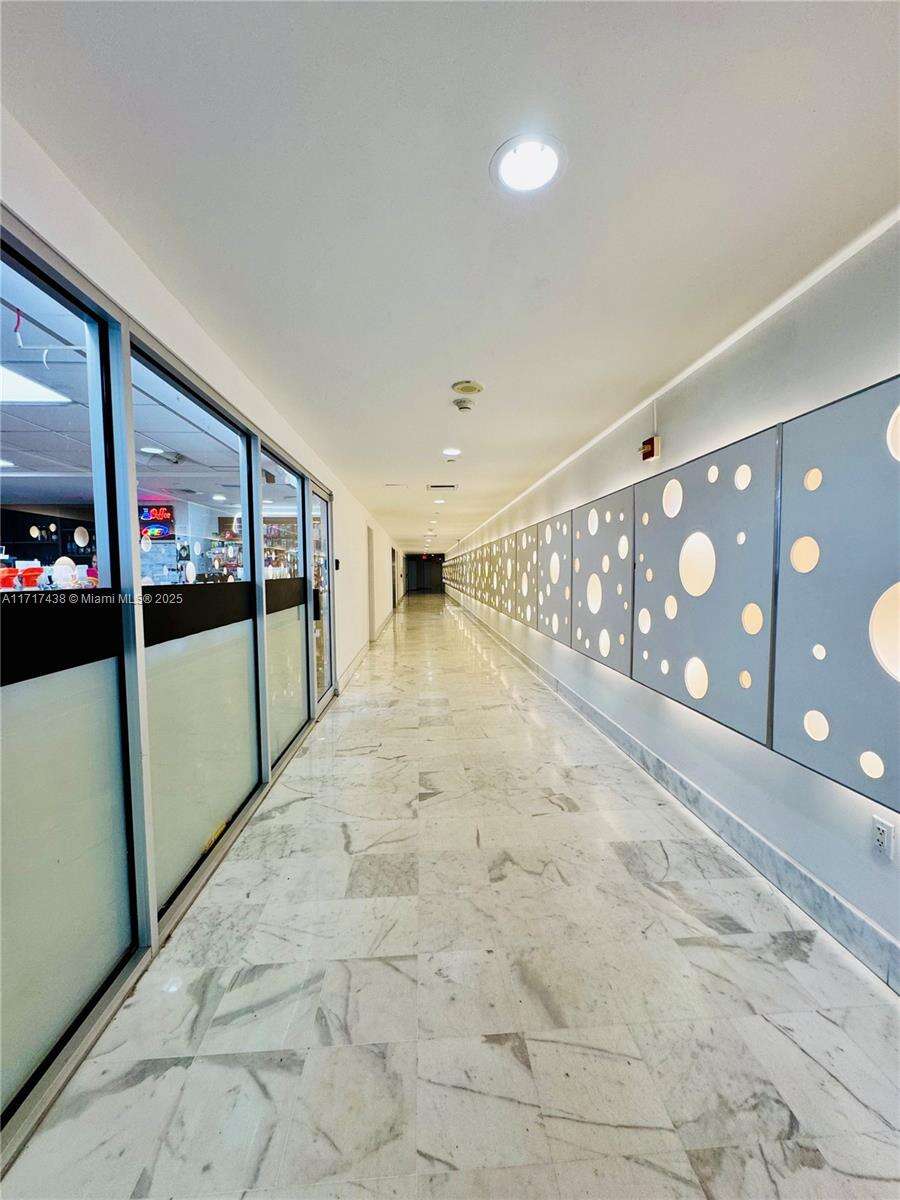 Mirador 1000 at 1000 W Ave, Miami Beach, FL 33139 - For Sale photo 47