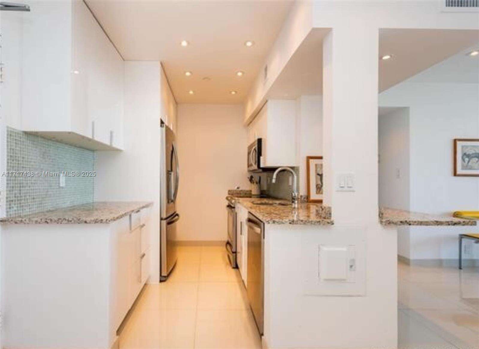 Mirador 1000 at 1000 W Ave, Miami Beach, FL 33139 - For Sale photo 51