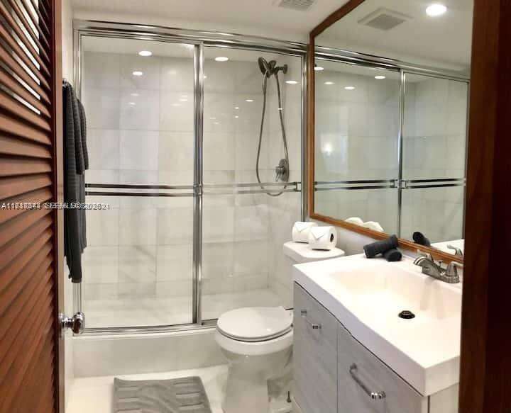 The Grand at 1717 Bayshore Dr, Miami, FL 33132 - For Sale photo 24