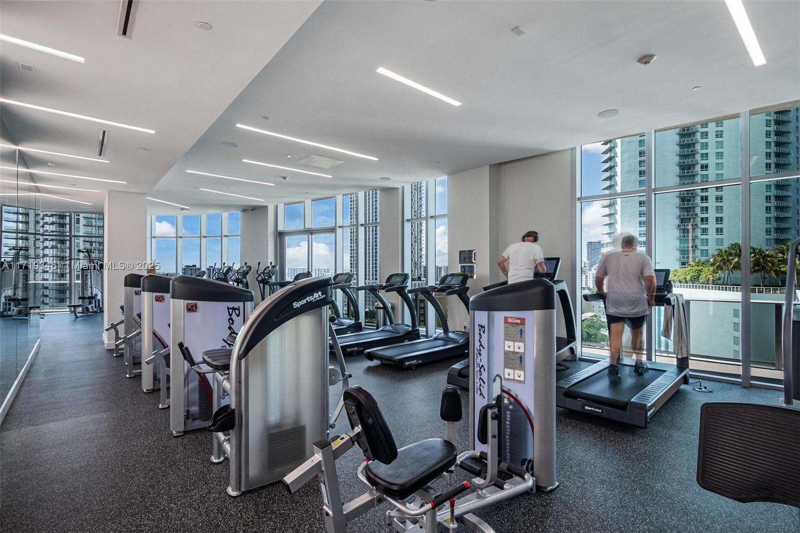 Aria On The Bay at 488 18 St, Miami, FL 33132 - For Sale photo 26