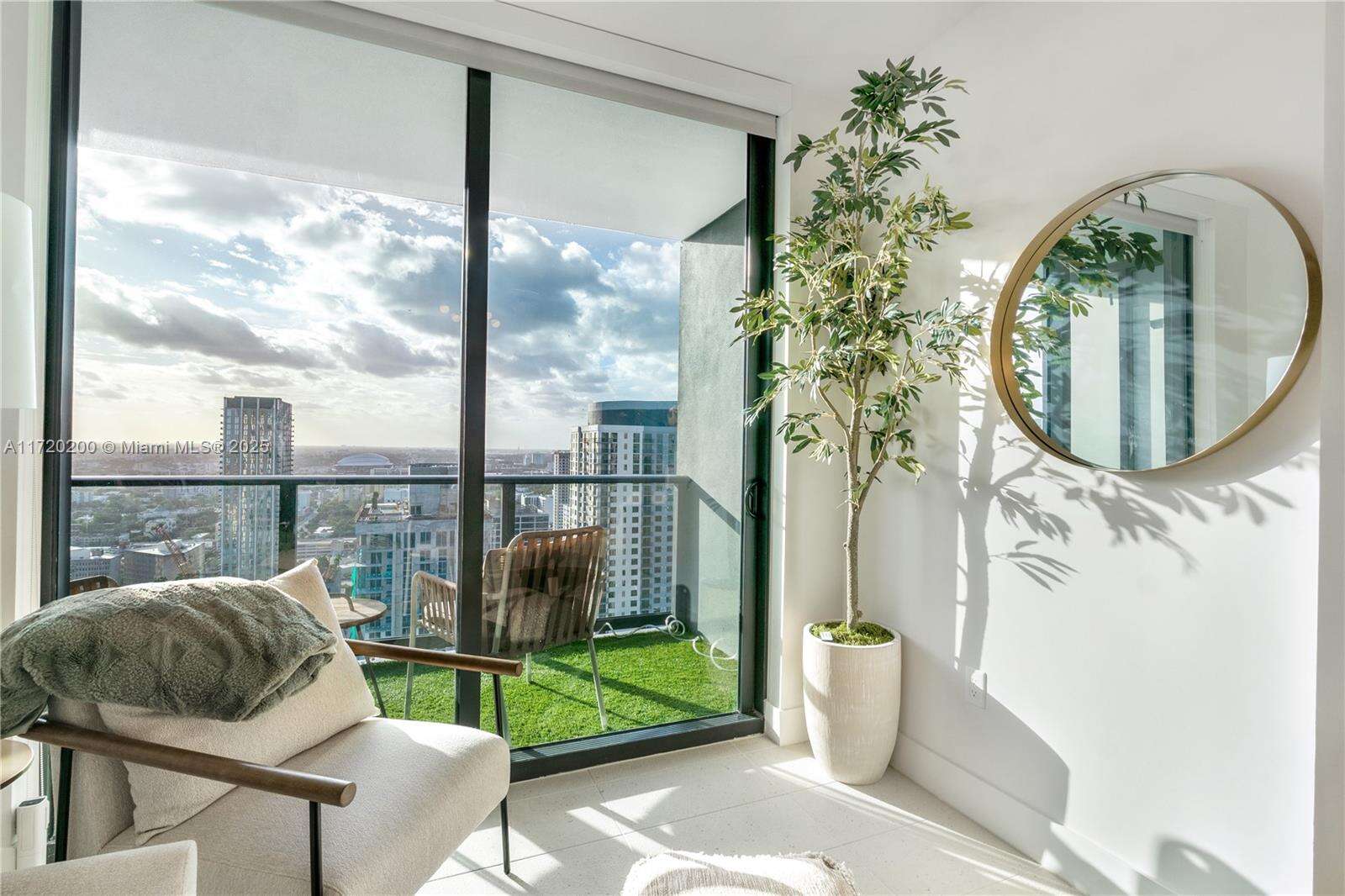 Natiivo | Gale Miami at 601 Ne 1 Ave, Miami, FL 33132 - For Sale photo 29