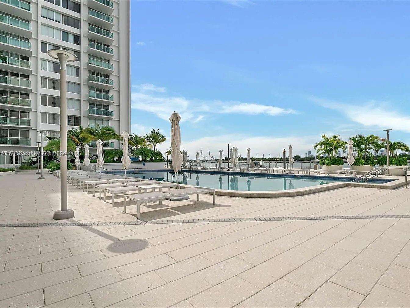 Mirador 1000 at 1000 W Ave, Miami Beach, FL 33139 - For Sale photo 2