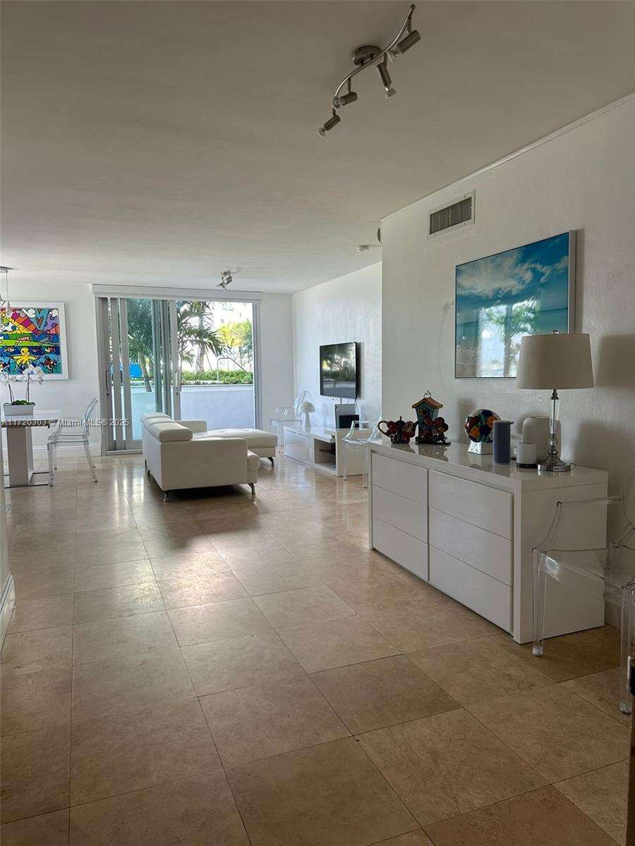 Mirador 1000 at 1000 W Ave, Miami Beach, FL 33139 - For Sale photo 10