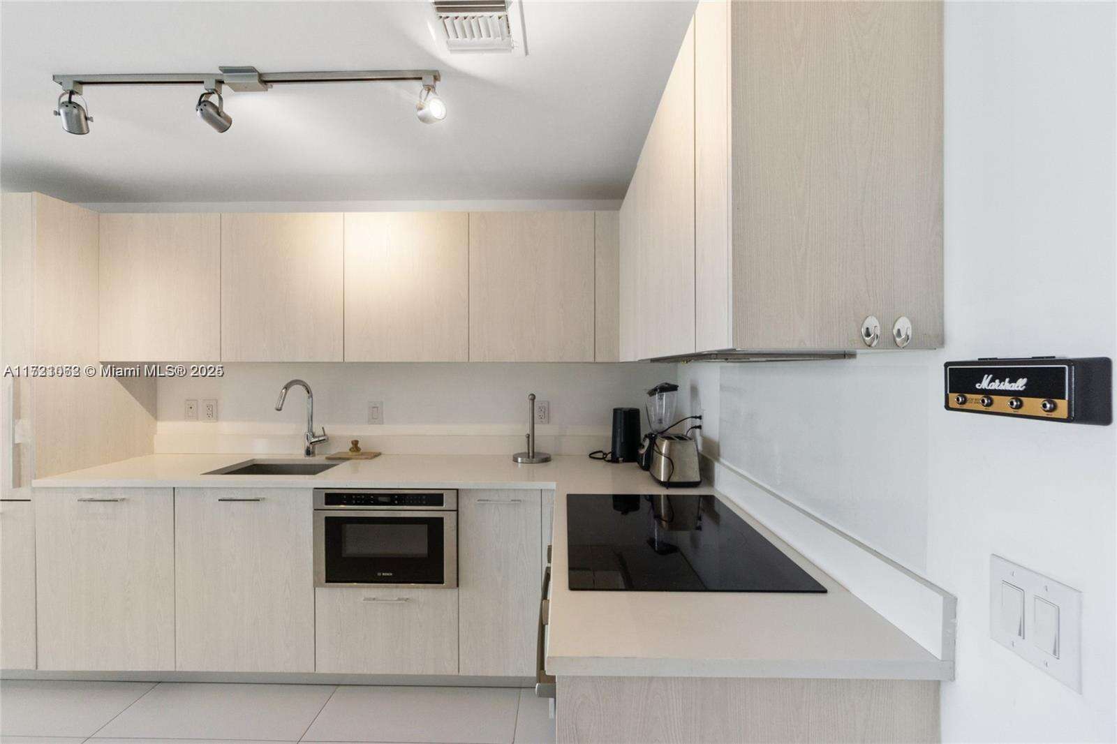 Paraiso Bayviews at 501 31 St, Miami, FL 33137 - For Sale photo 6