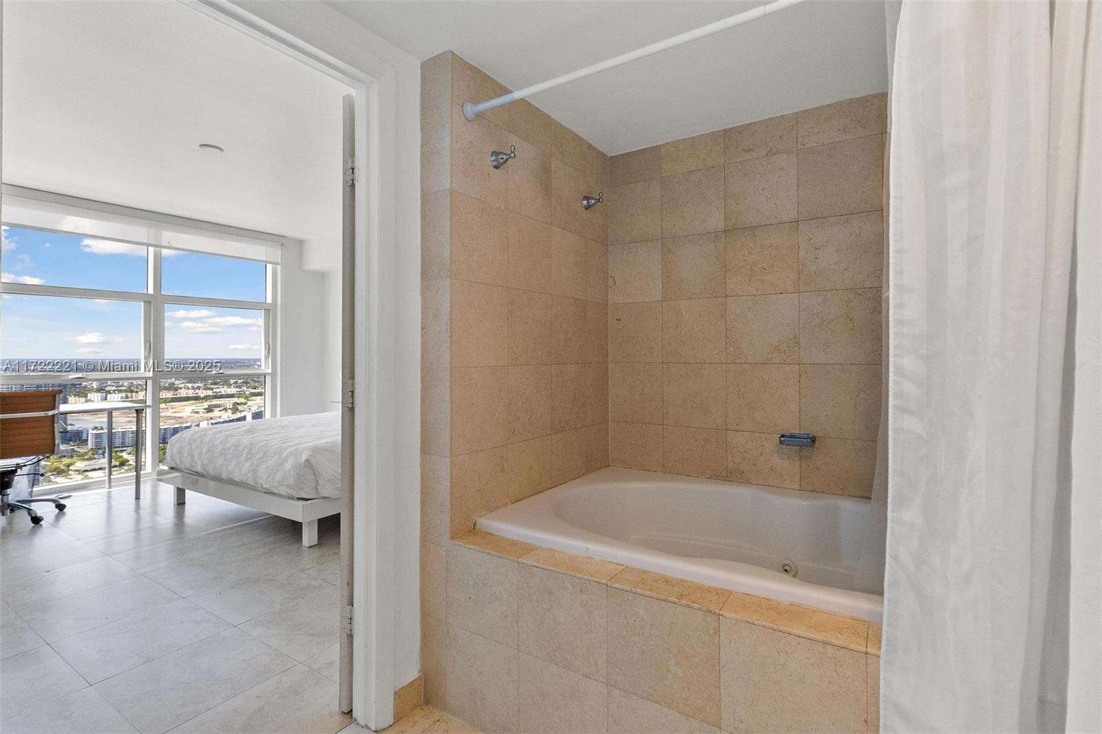 The Beach Club Two at 1830 Ocean Dr, Hallandale Beach, FL 33009 - For Sale photo 11