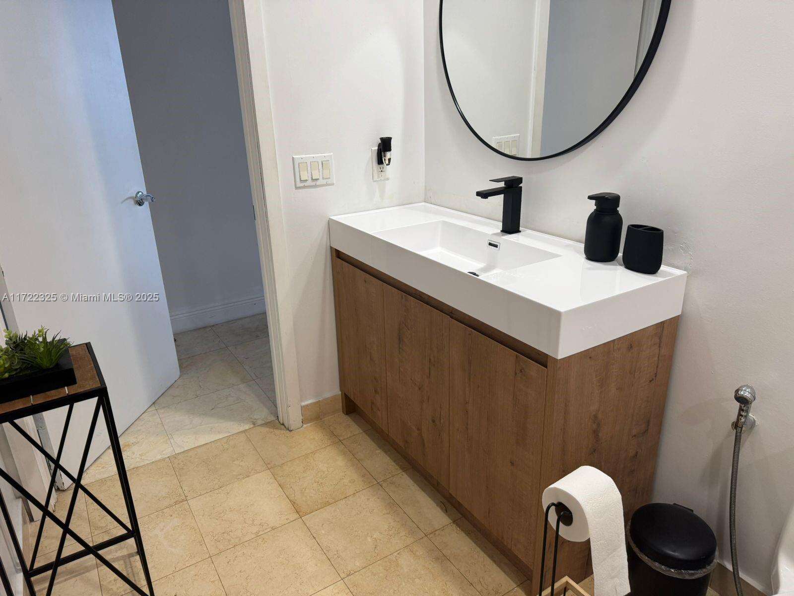 The Beach Club Two at 1830 Ocean Dr, Hallandale Beach, FL 33009 - For Sale photo 35