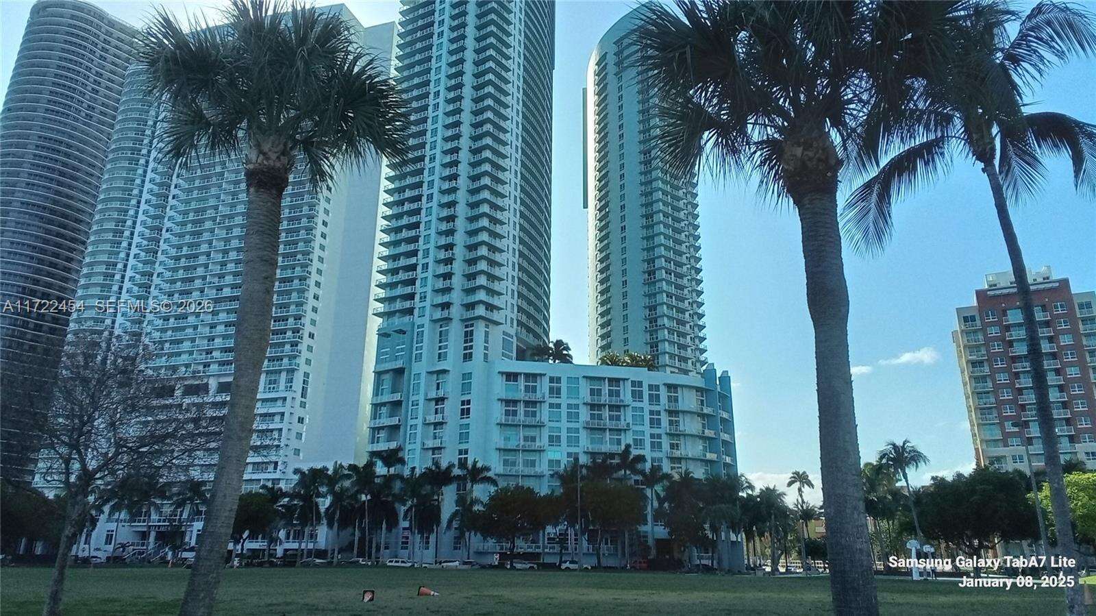 Quantum On The Bay at 1900 Bayshore Dr, Miami, FL 33132 - For Sale photo 1