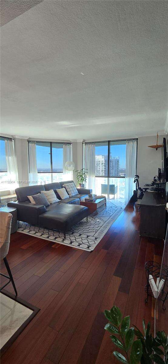Quantum On The Bay at 1900 Bayshore Dr, Miami, FL 33132 - For Sale photo 7