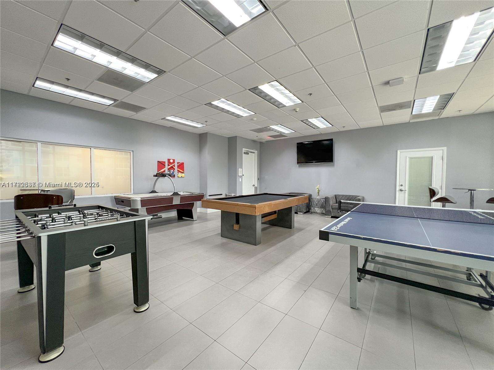 The Club At Brickell Bay at 1200 Brickell Bay Dr, Miami, FL 33131 - For Sale photo 7