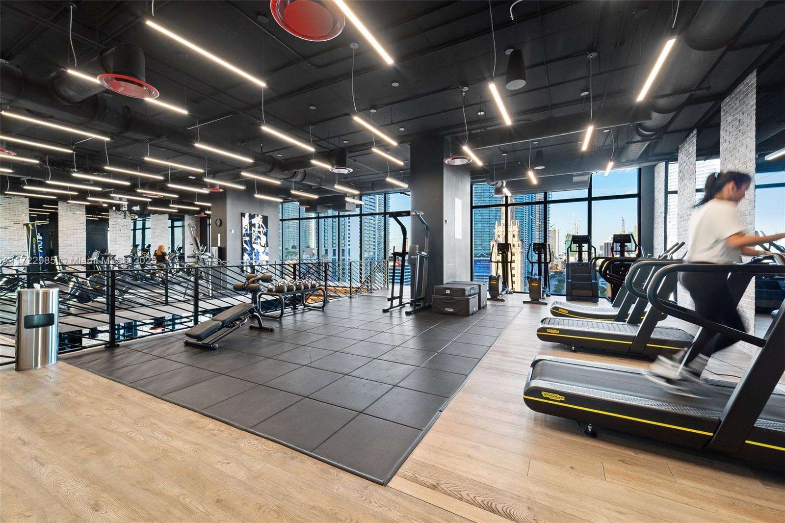 398 NE 5TH STREET - 398 5th St, Miami, FL 33132 | Picture 33