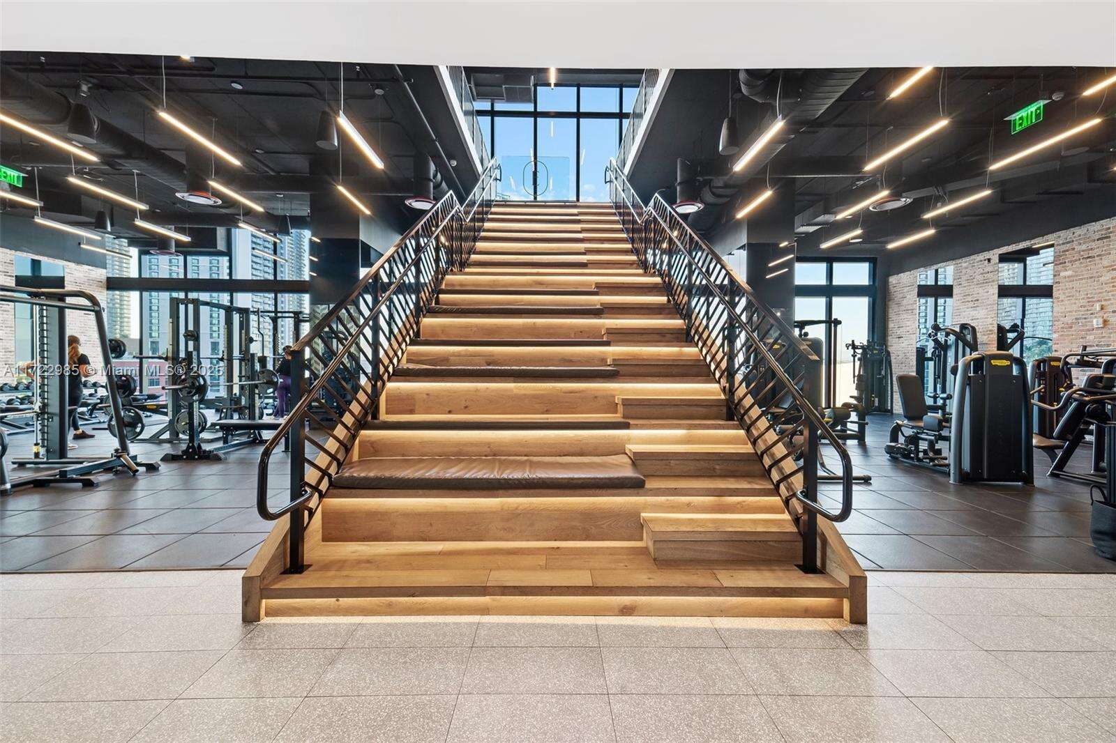 398 NE 5TH STREET - 398 5th St, Miami, FL 33132 | Picture 36