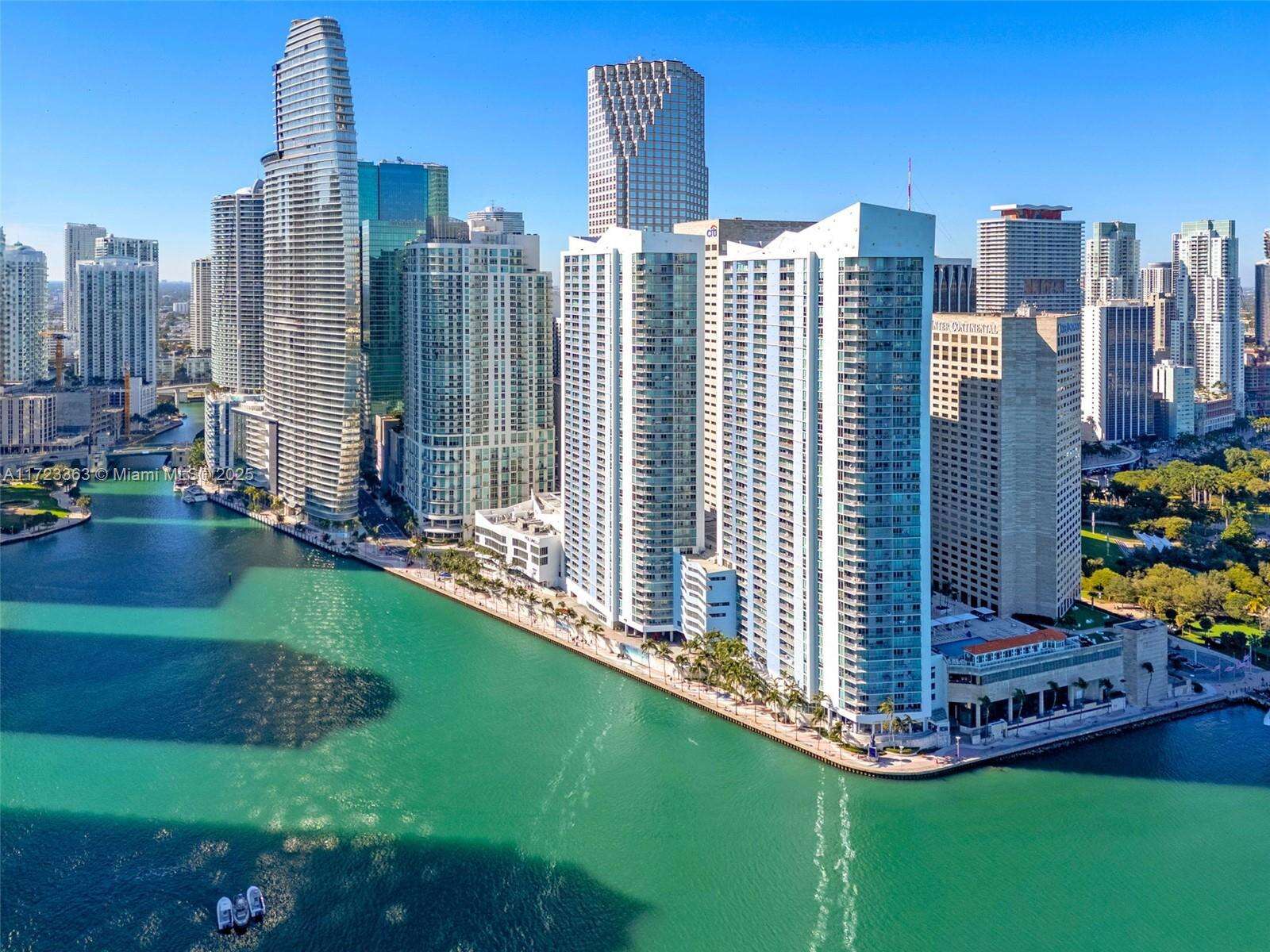 One Miami West at 325 Biscayne Blvd, Miami, FL 33131 - For Sale photo 1
