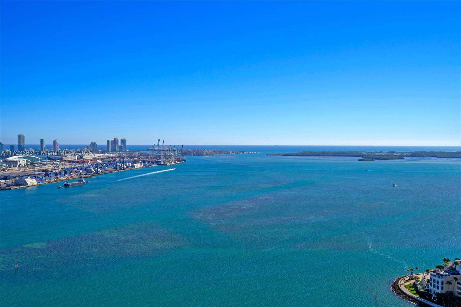 One Miami West at 325 Biscayne Blvd, Miami, FL 33131 - For Sale photo 27