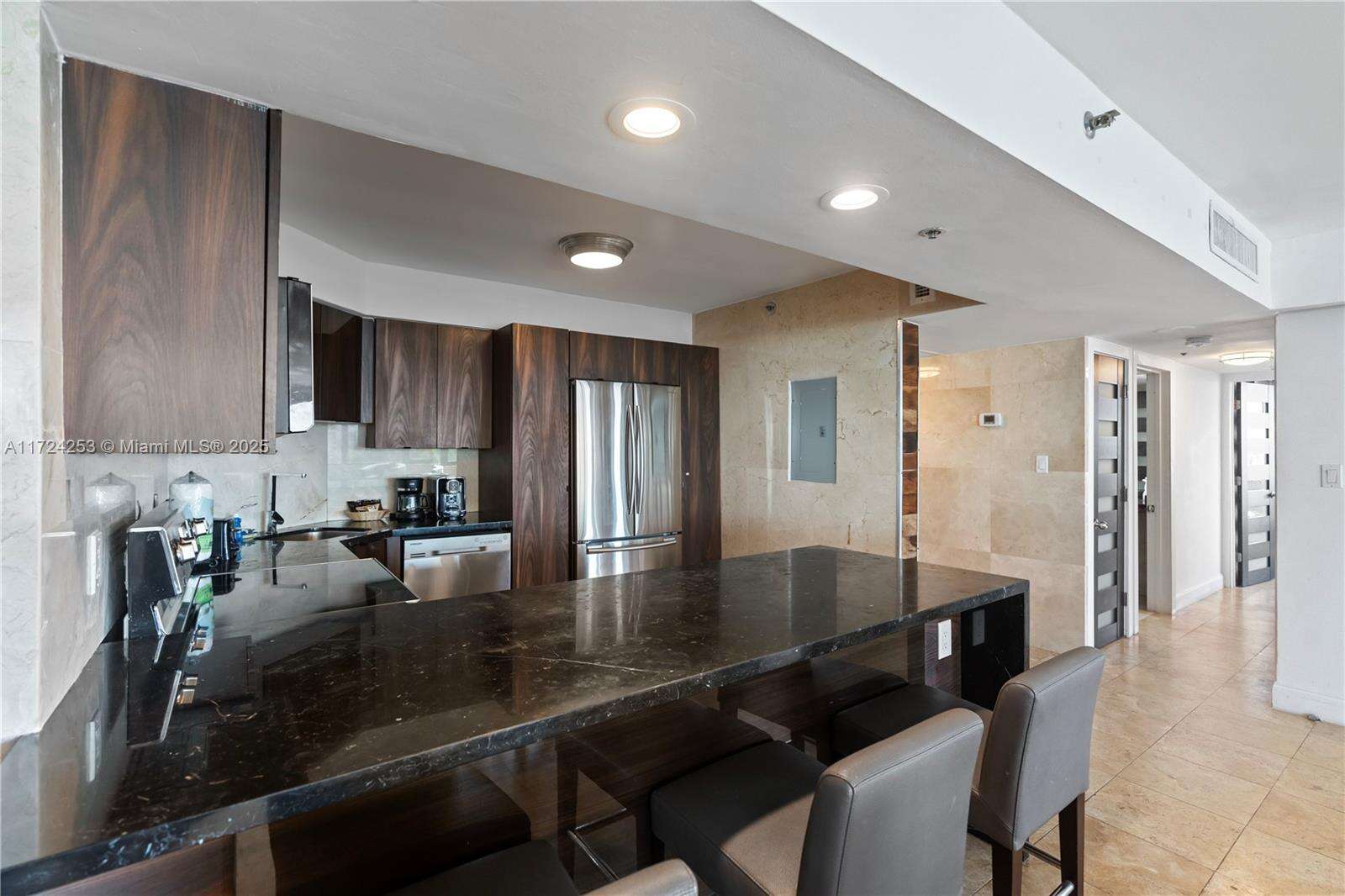 The Alexander at 5225 Collins Ave, Miami Beach, FL 33140 - For Sale photo 16