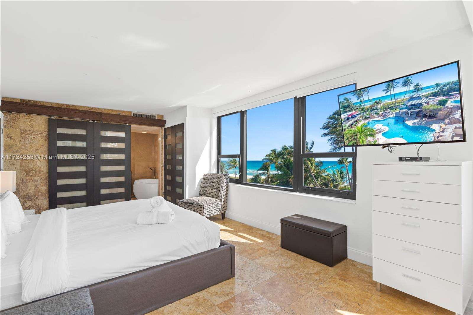 The Alexander at 5225 Collins Ave, Miami Beach, FL 33140 - For Sale photo 24