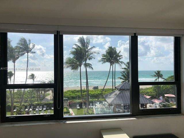 The Alexander at 5225 Collins Ave, Miami Beach, FL 33140 - For Sale photo 4