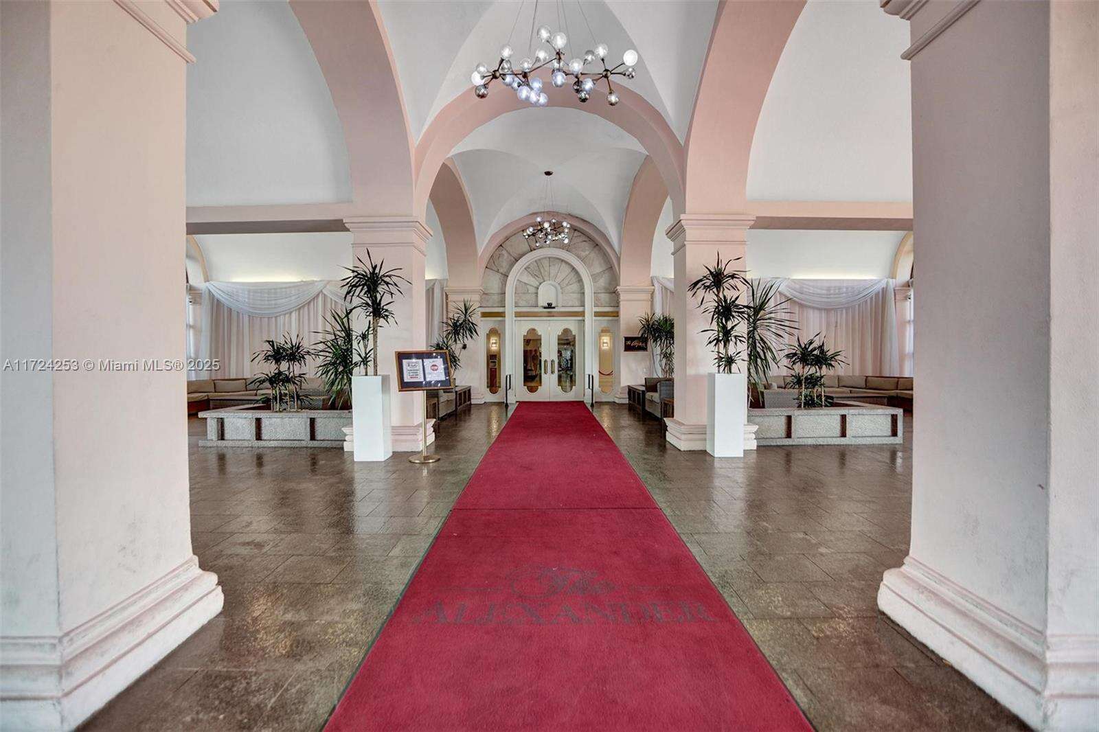 The Alexander at 5225 Collins Ave, Miami Beach, FL 33140 - For Sale photo 57