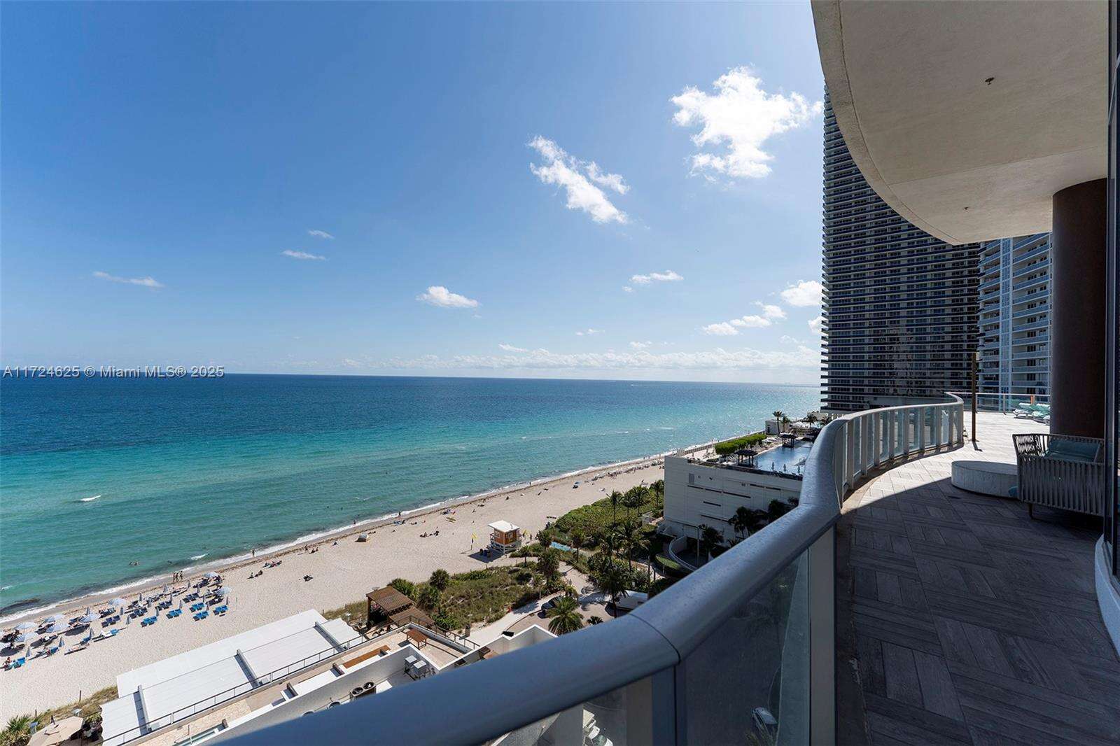 Hyde Resort at 4111 Ocean Dr, Hollywood, FL 33019 - For Sale photo 1