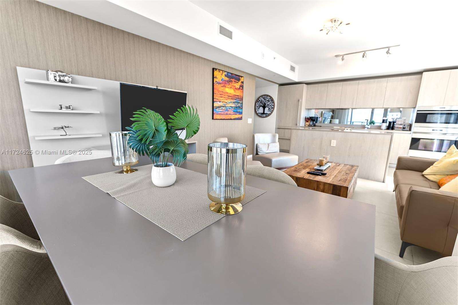 Hyde Resort at 4111 Ocean Dr, Hollywood, FL 33019 - For Sale photo 15