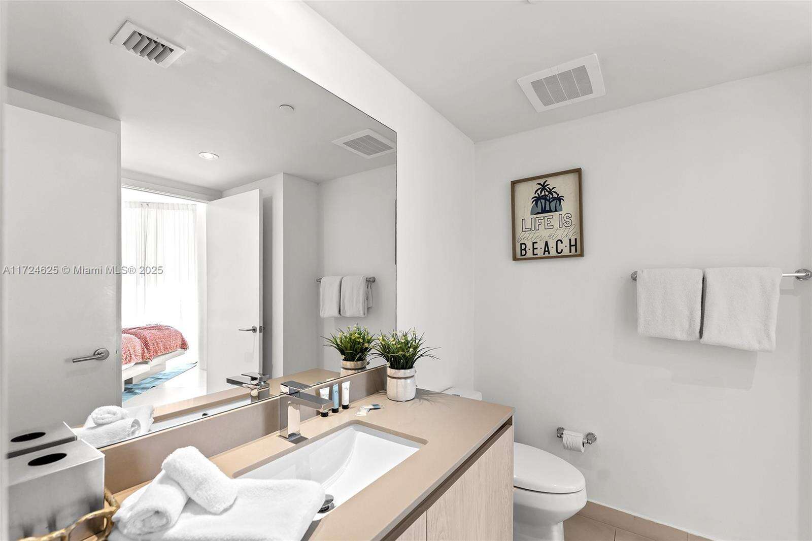 Hyde Resort at 4111 Ocean Dr, Hollywood, FL 33019 - For Sale photo 26