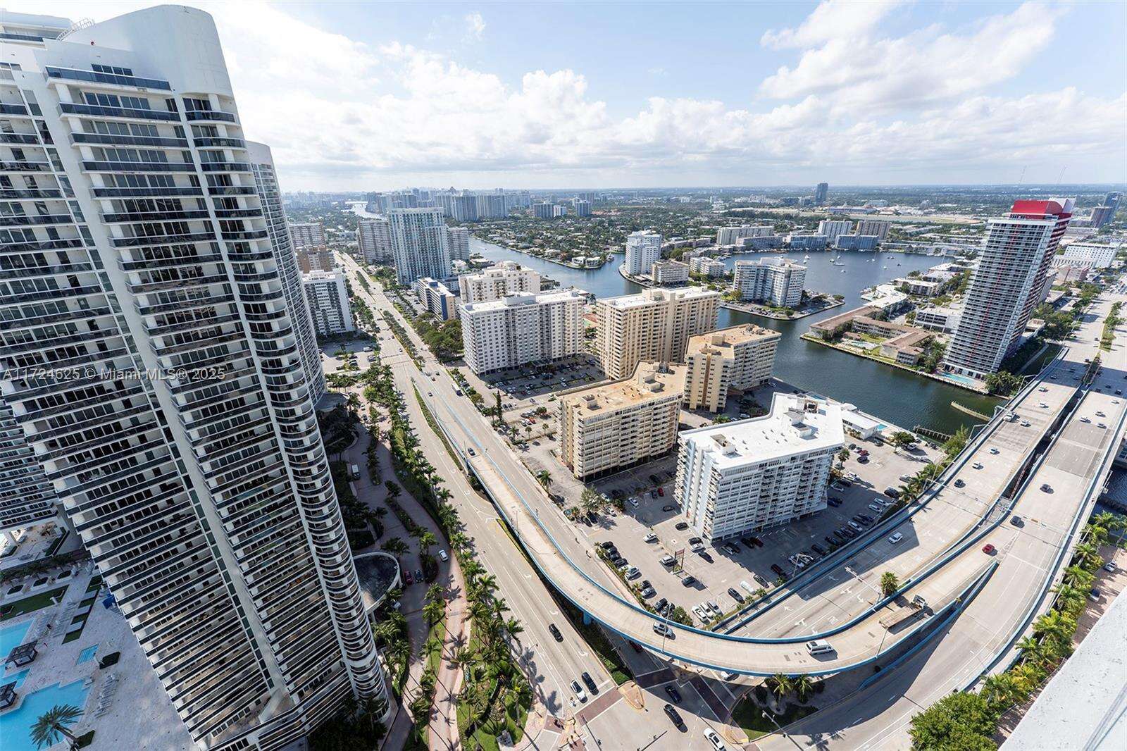 Hyde Resort at 4111 Ocean Dr, Hollywood, FL 33019 - For Sale photo 36