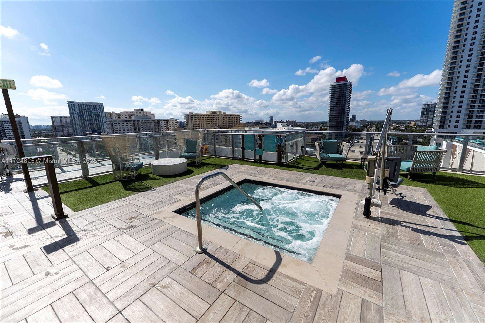 Hyde Resort at 4111 Ocean Dr, Hollywood, FL 33019 - For Sale photo 44