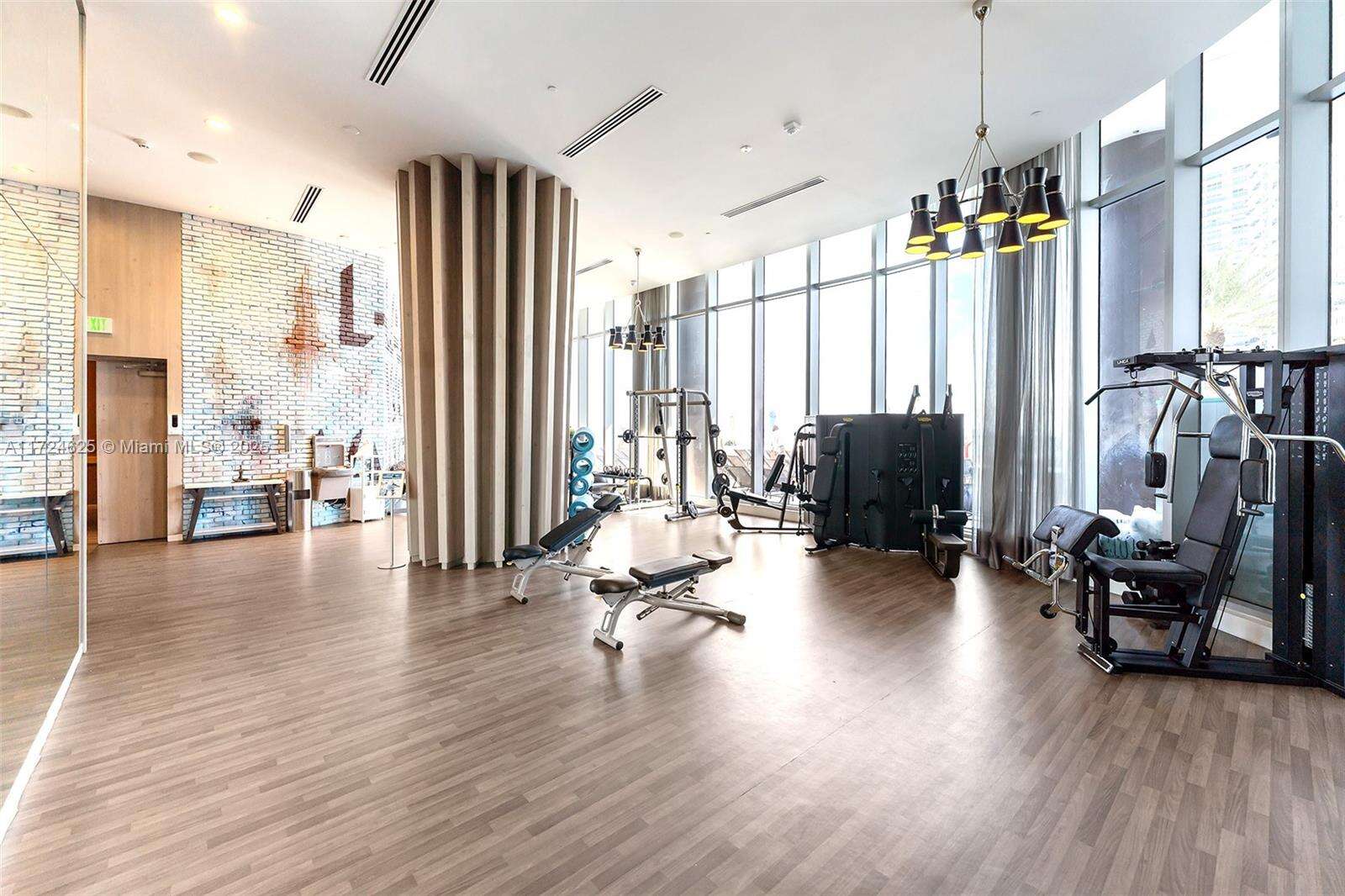 Hyde Resort at 4111 Ocean Dr, Hollywood, FL 33019 - For Sale photo 61