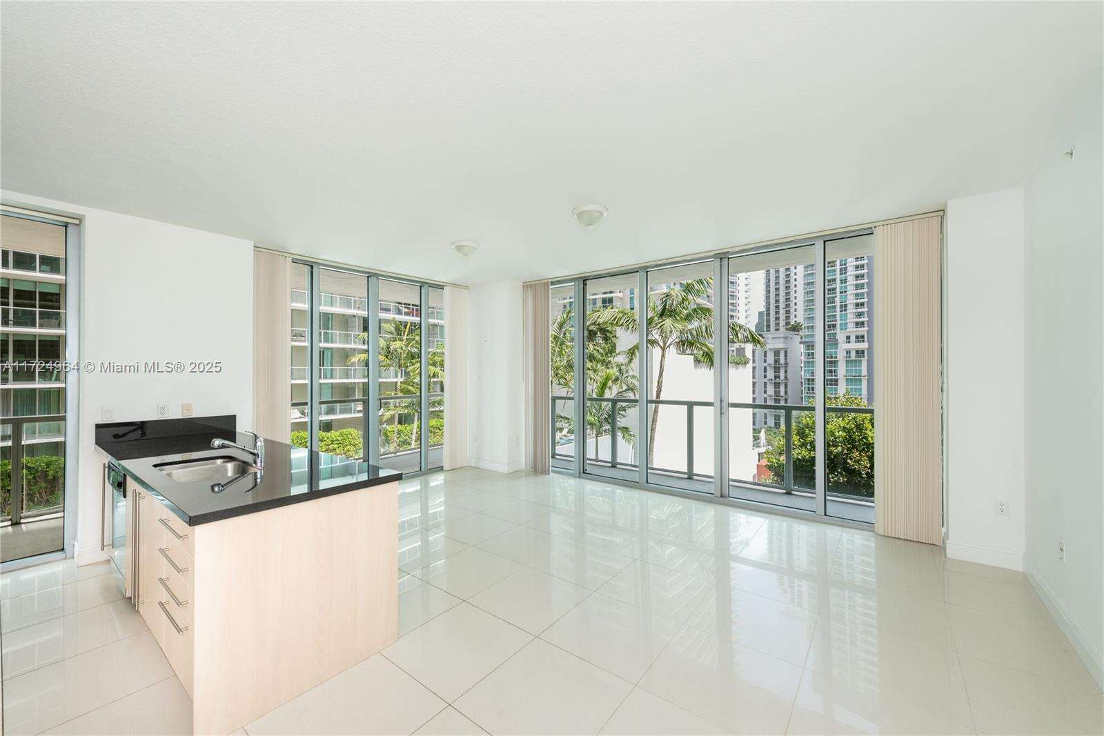 Axis On Brickell at 79 12th St, Miami, FL 33130 - For Sale photo 1