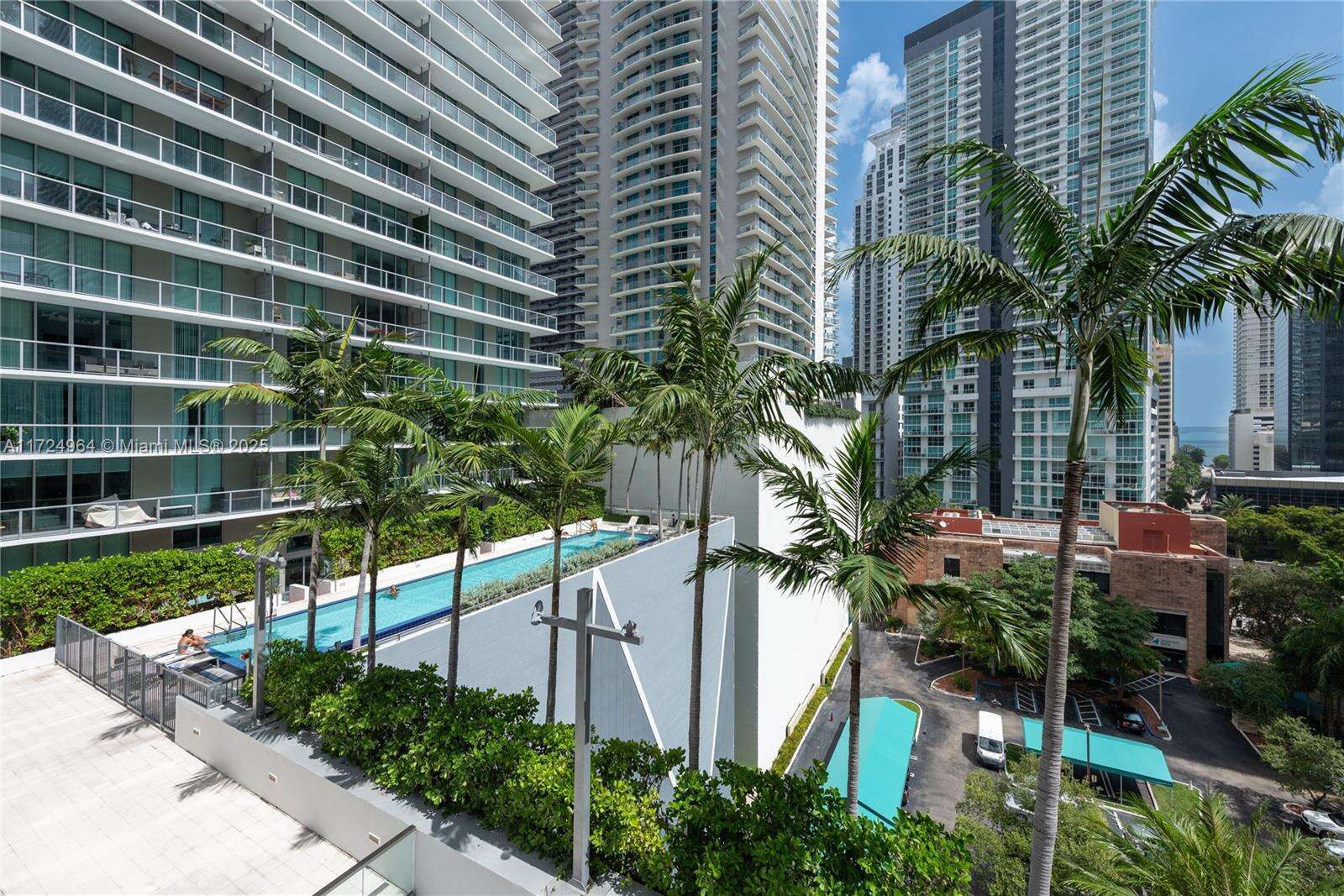 Axis On Brickell at 79 12th St, Miami, FL 33130 - For Sale photo 15