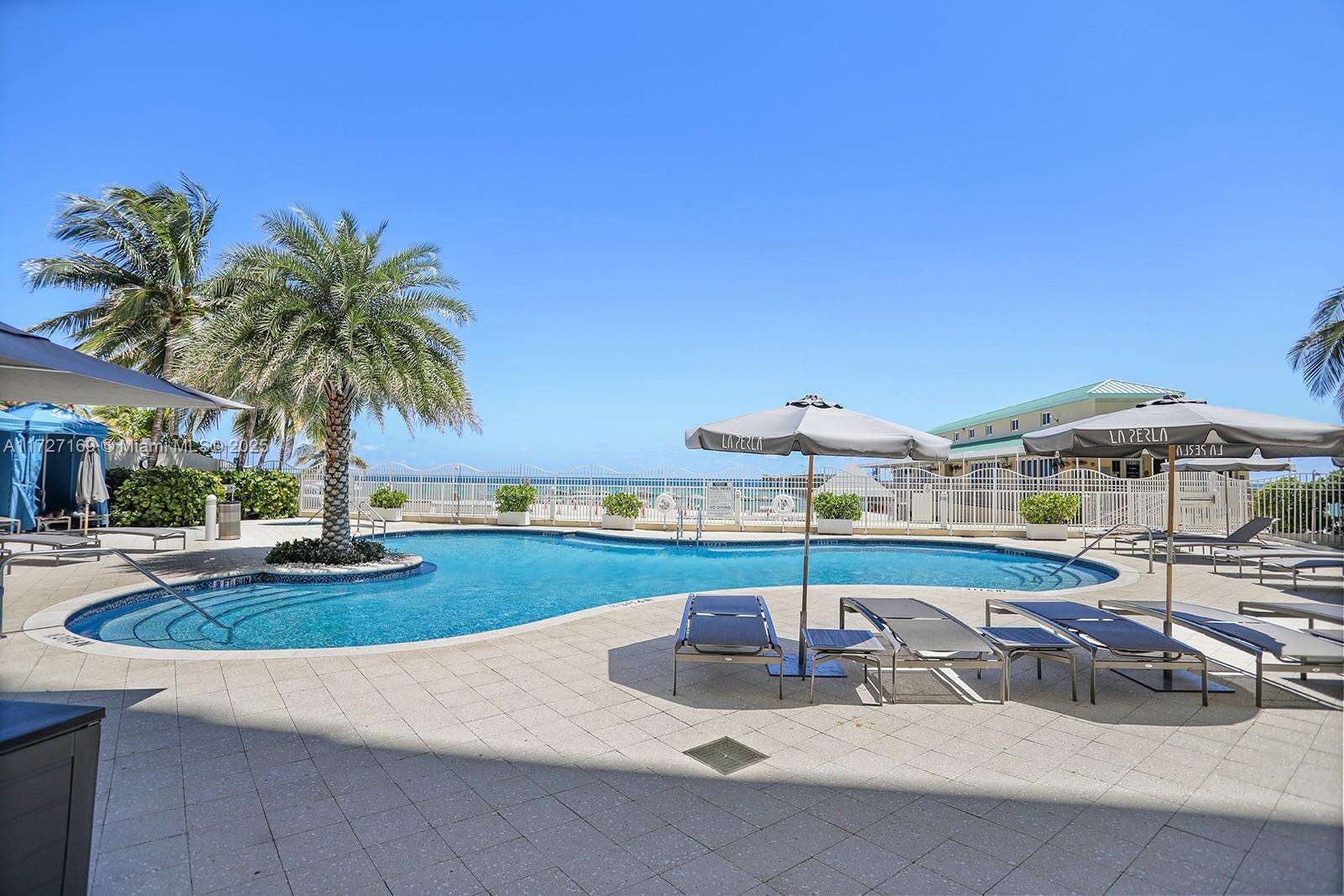 La Perla at 16699 Collins Ave, Sunny Isles Beach, FL 33160 - For Sale photo 11
