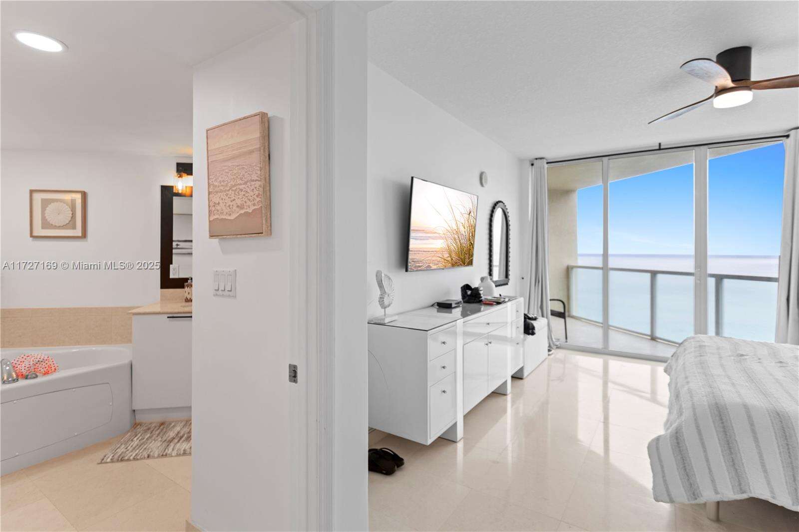 La Perla at 16699 Collins Ave, Sunny Isles Beach, FL 33160 - For Sale photo 20