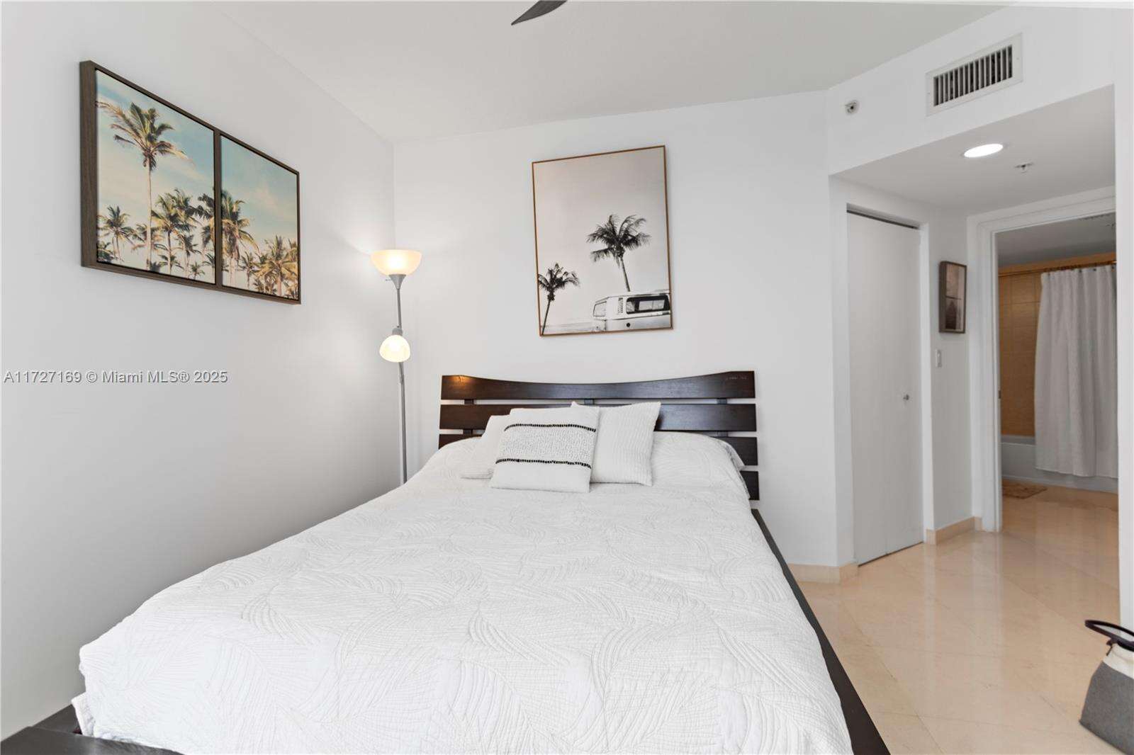 La Perla at 16699 Collins Ave, Sunny Isles Beach, FL 33160 - For Sale photo 29