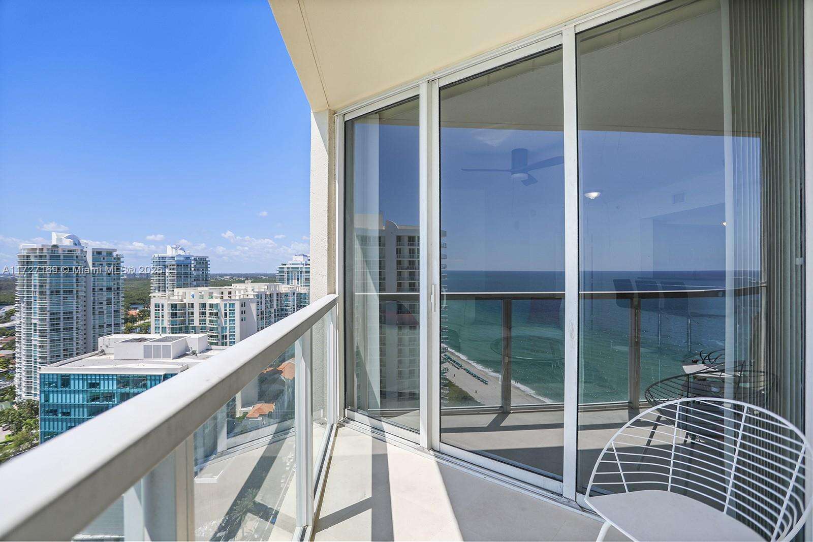 La Perla at 16699 Collins Ave, Sunny Isles Beach, FL 33160 - For Sale photo 8