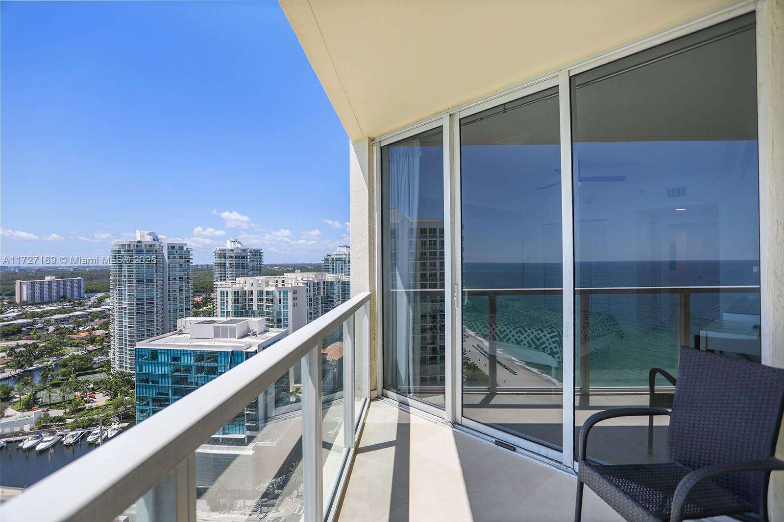 La Perla at 16699 Collins Ave, Sunny Isles Beach, FL 33160 - For Sale photo 9