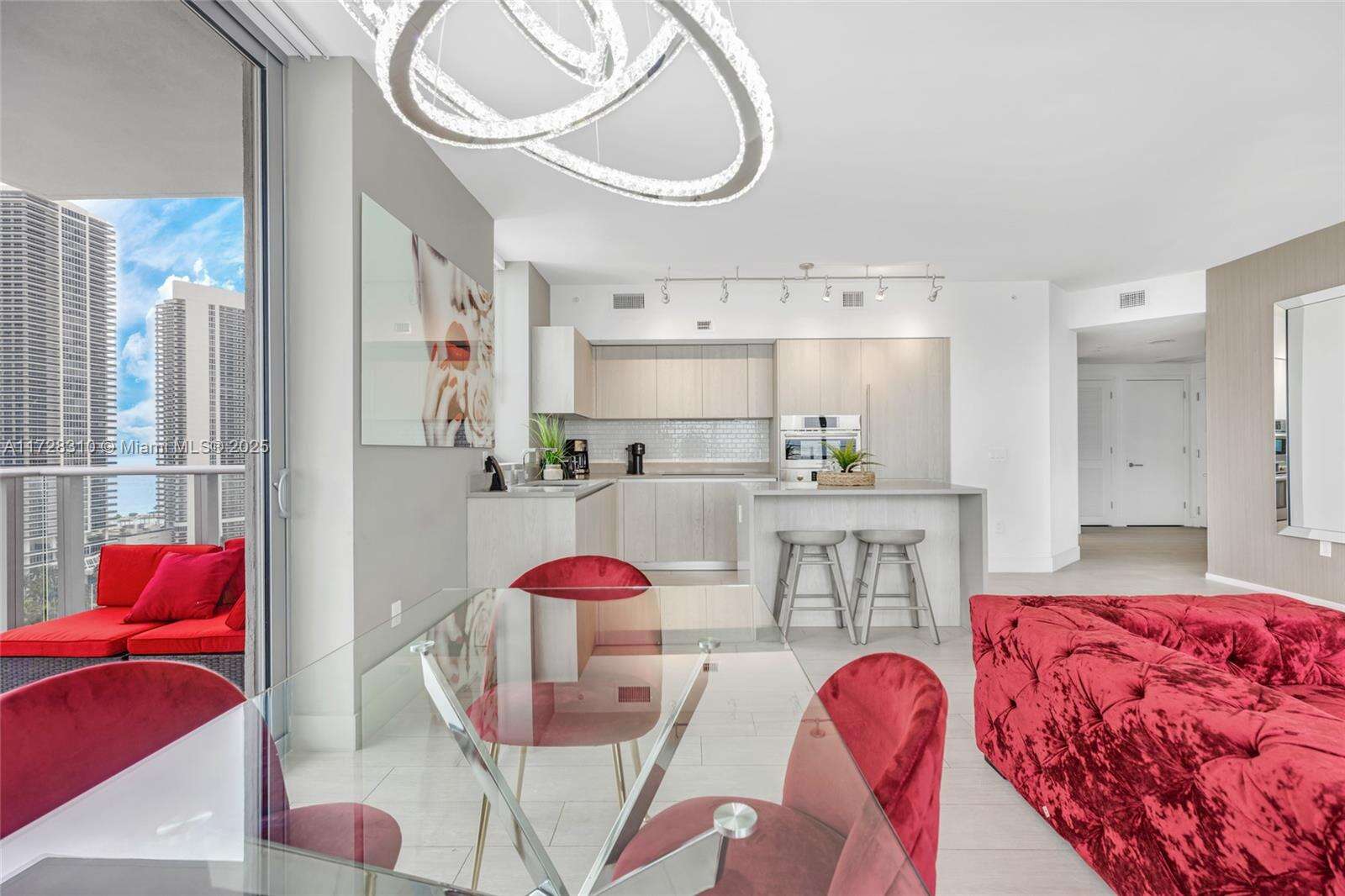 Hyde Beach House at 4010 Ocean Dr, Hollywood, FL 33019 - For Sale photo 15