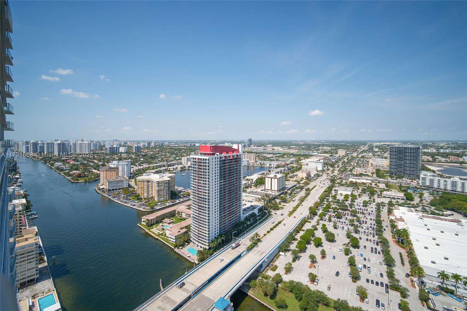 Hyde Beach House at 4010 Ocean Dr, Hollywood, FL 33019 - For Sale photo 18
