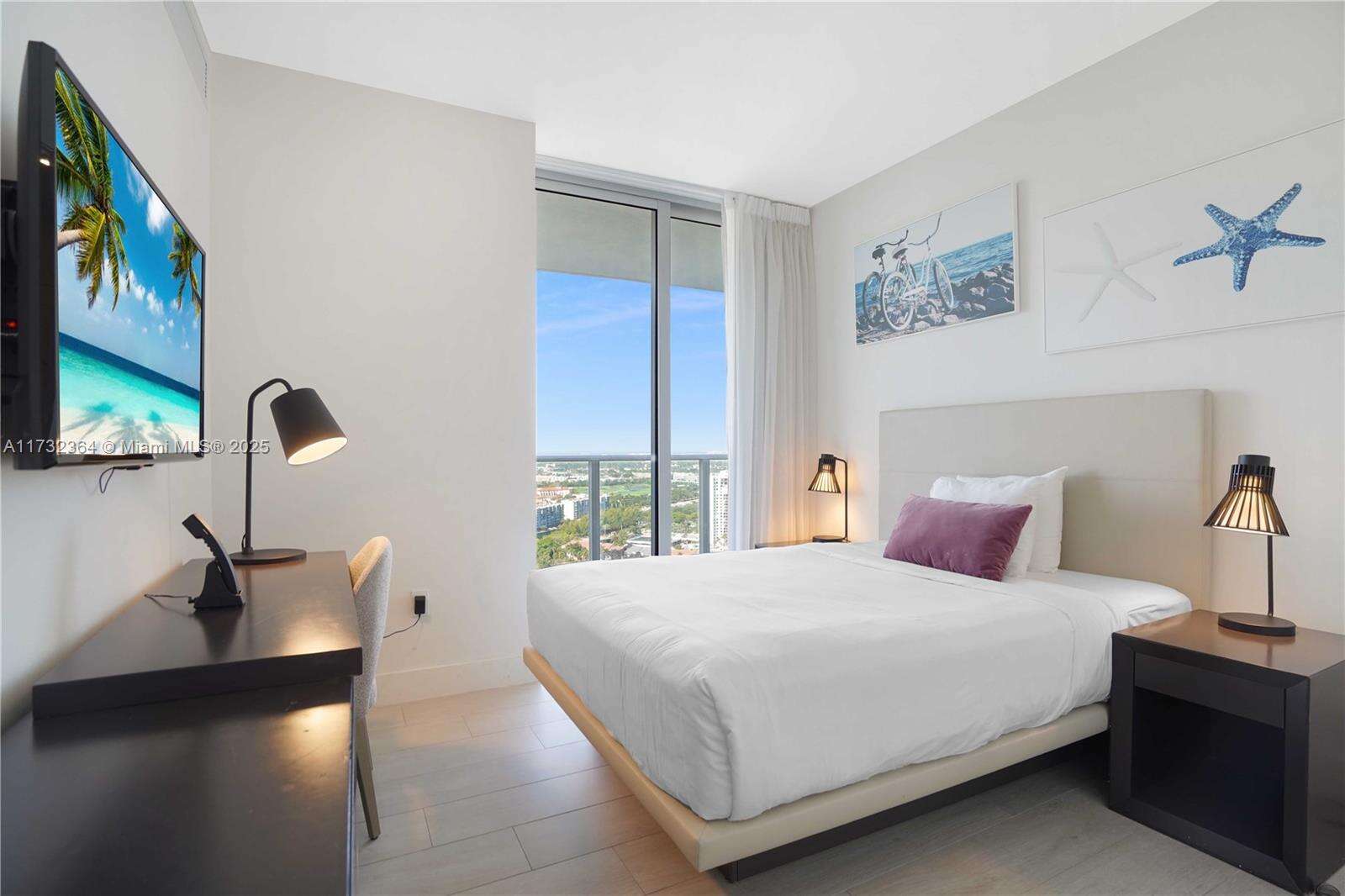 Hyde Beach House at 4010 Ocean Dr, Hollywood, FL 33019 - For Sale photo 21