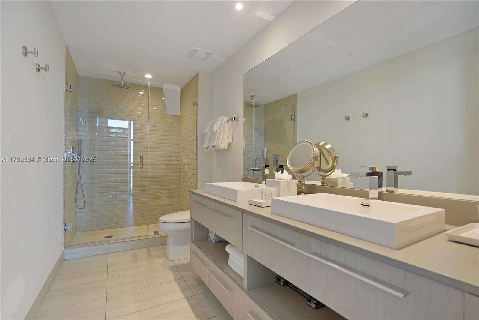 Hyde Beach House at 4010 Ocean Dr, Hollywood, FL 33019 - For Sale photo 22