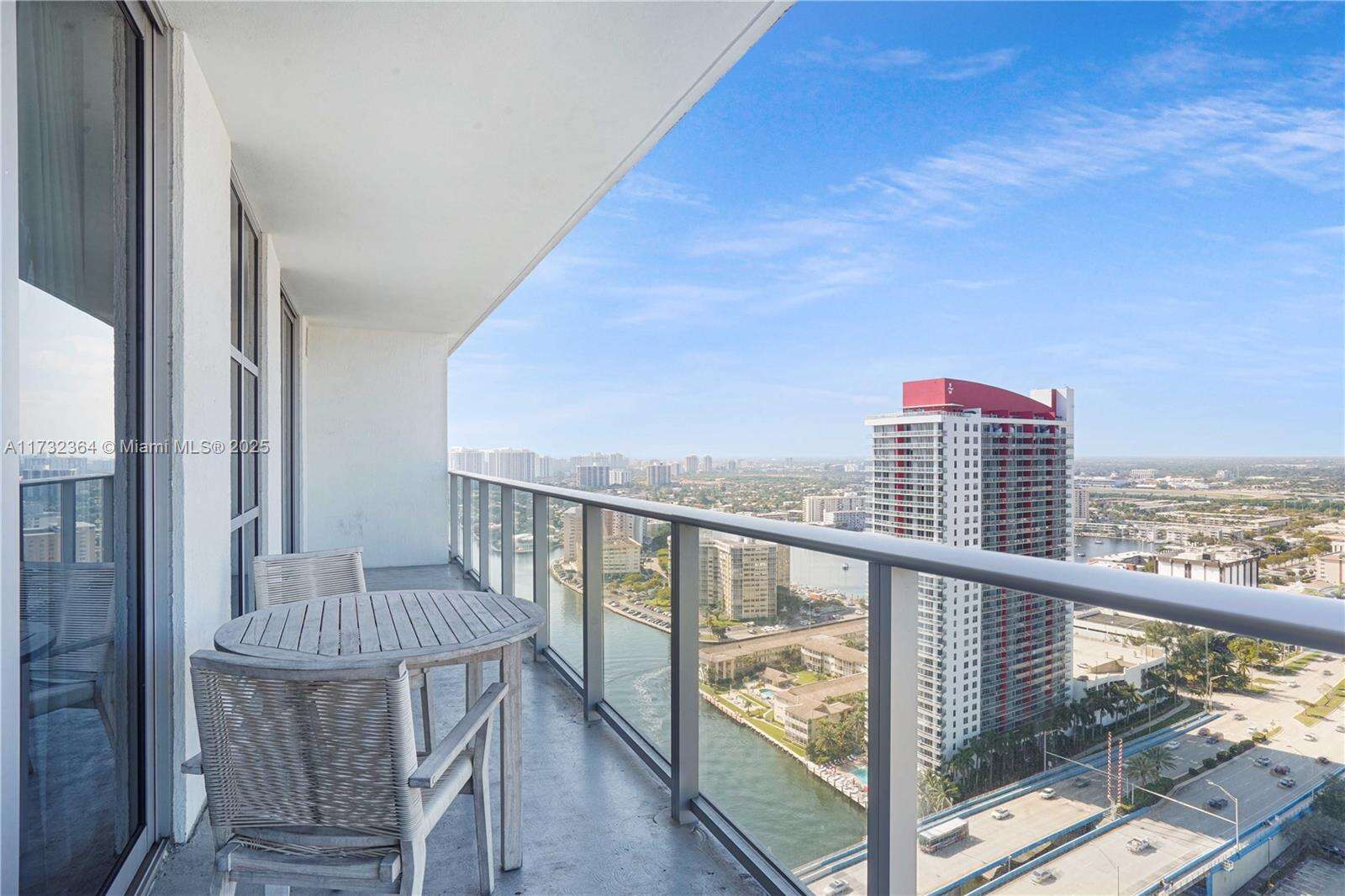 Hyde Beach House at 4010 Ocean Dr, Hollywood, FL 33019 - For Sale photo 29