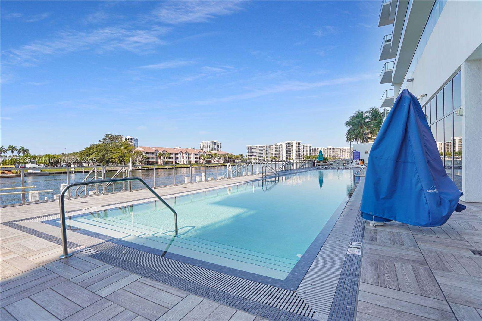 Hyde Beach House at 4010 Ocean Dr, Hollywood, FL 33019 - For Sale photo 49