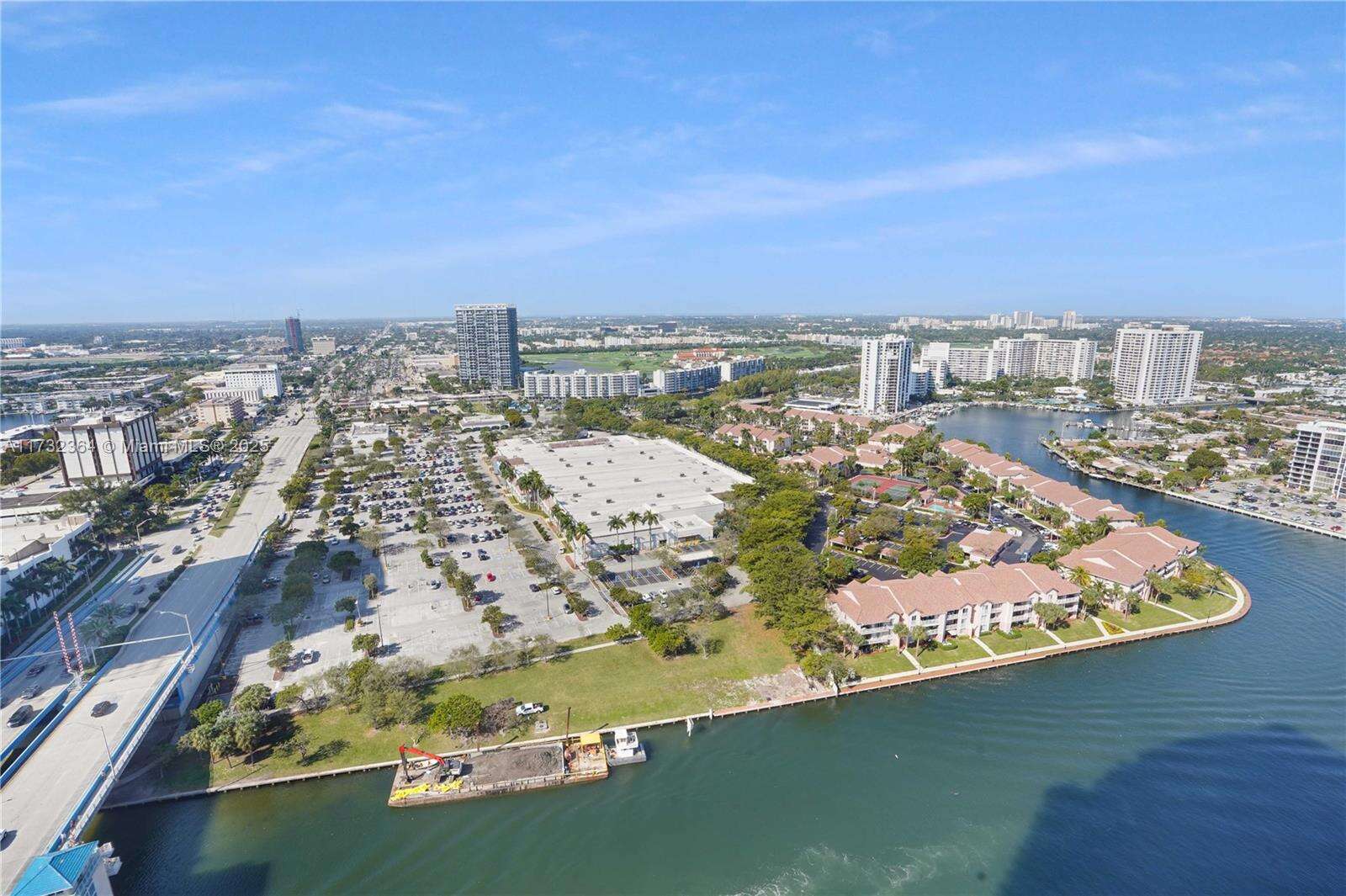Hyde Beach House at 4010 Ocean Dr, Hollywood, FL 33019 - For Sale photo 55