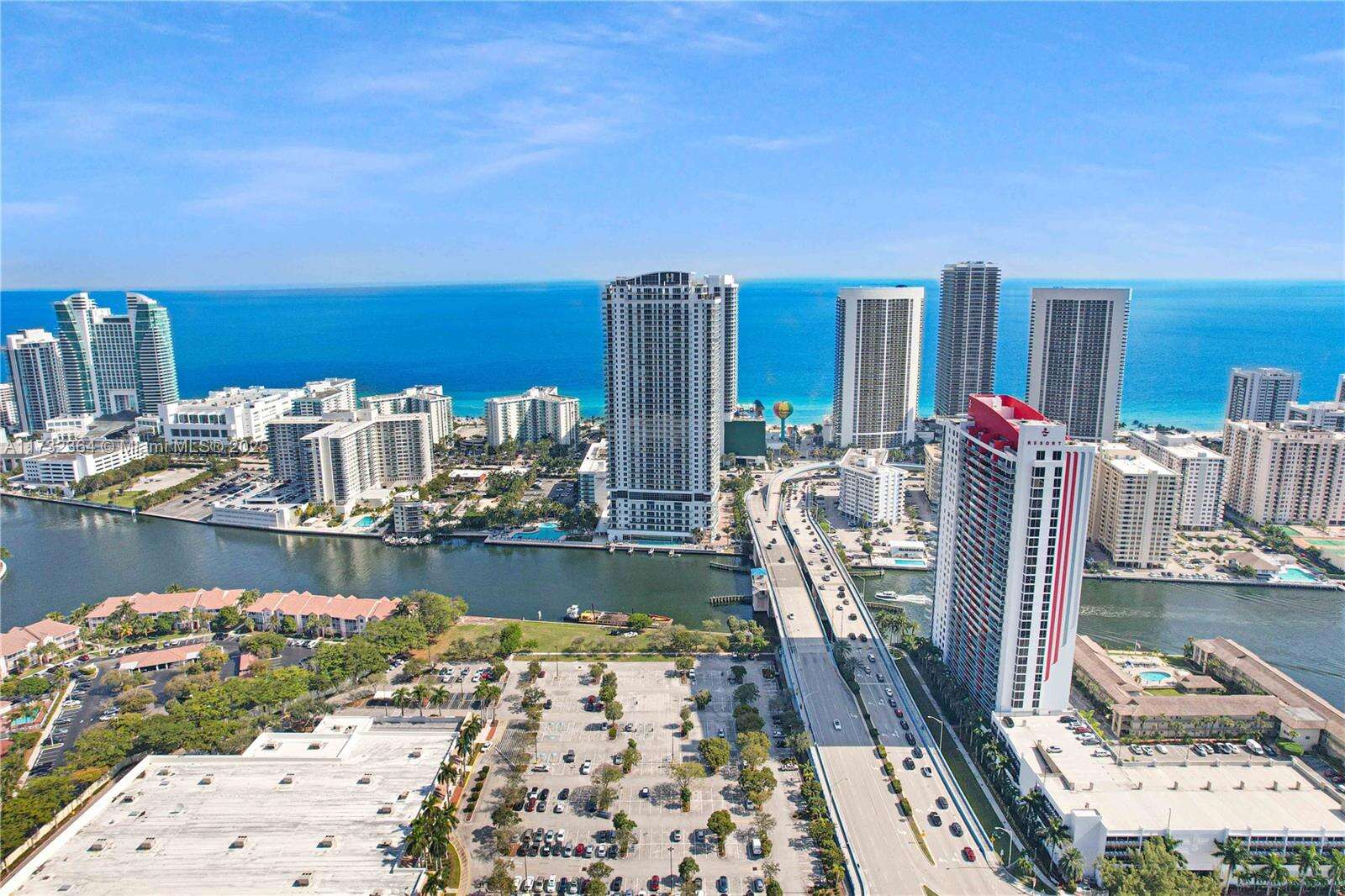 Hyde Beach House at 4010 Ocean Dr, Hollywood, FL 33019 - For Sale photo 58