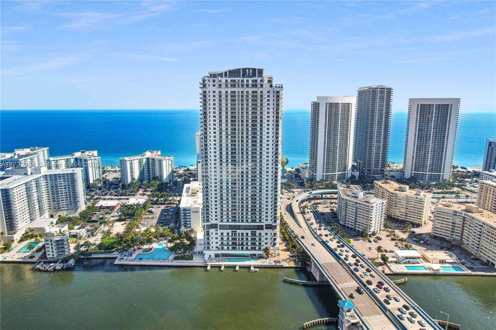 Hyde Beach House at 4010 Ocean Dr, Hollywood, FL 33019 - For Sale photo 59